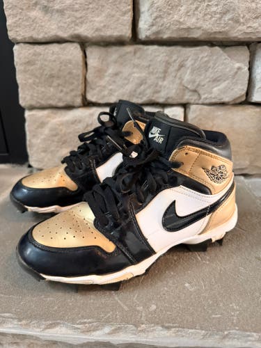 Black Kid's 6Y (Big Kids / Youth) Youth Nike Air Jordan High Top Molded Cleats (Used)