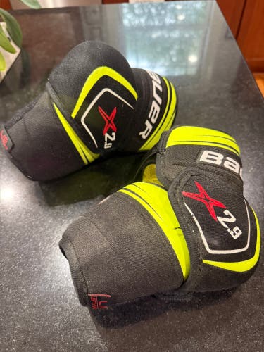 Junior Large Bauer Vapor X2.9 Elbow Pads (Used)
