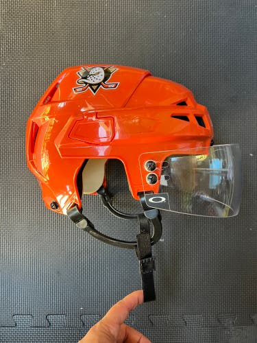 NHL Pro Stock CCM HTV8 Small Anaheim Ducks