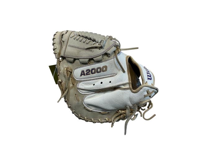 Used Wilson A2000 BB/SB Catchers RH Throw White 34" 11873-S000244334