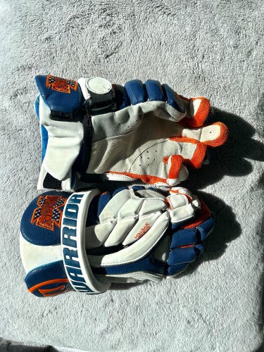 Warrior Burn Lacrosse Gloves (Used)