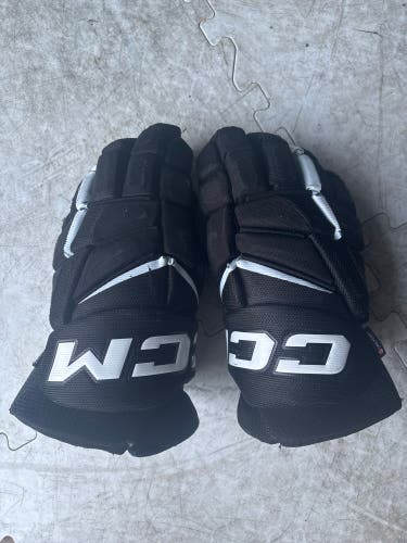 CCM JetSpeed FT8 Gloves 14" (Used)