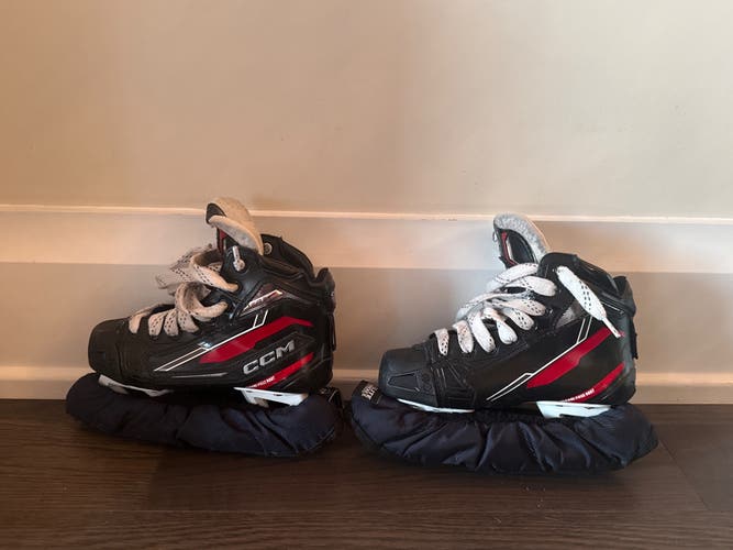 2019 CCM EFlex 6.9 Hockey Goalie Skates Regular Width Size 2.5 (Used)