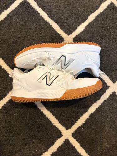 New Balance Fresh Foam 3000 v6 Turf Shoes
