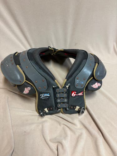 Extra Large Z Cook Adult Shoulder Pads (Used)