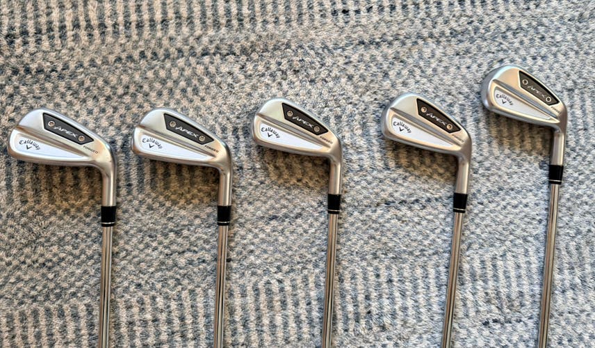 Men's 2025 Callaway Apex Ai300 Right Handed Iron Set Regular Flex (Used)