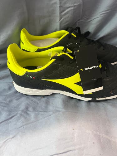 Diadora Indoor Turf Shoes (New)