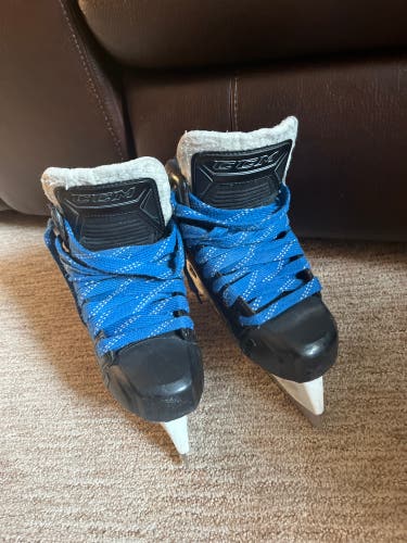 2020 CCM Super Tacks 9370 Hockey Goalie Skates 5 (Used)