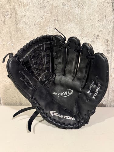 Easton Rival RVLSP1300 13" Softball Glove RHT Professional Soft Leather Black