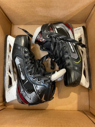 Used Intermediate Bauer Regular Width Size 5.5 Vapor 2X Pro Hockey Goalie Skates