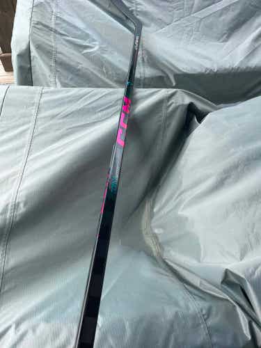 Senior CCM Ribcor Trigger 11 Pro Unleashed Pro Left Hand Hockey Stick P29 70 Flex (New)