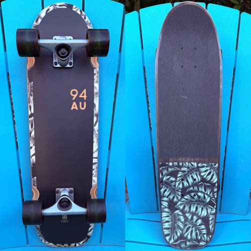 Globe Mini Cruiser Complete Skateboard Gullwing Trucks Green LED Light Up Wheels