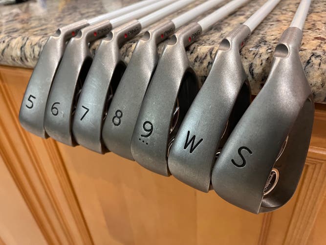 Women's Ping Rhapsody Right Handed Iron Set Ladies Flex Graphite Shaft 7 Pieces (New)