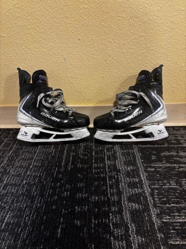 Bauer Vapor Flylite Hockey Skates Size 5.5