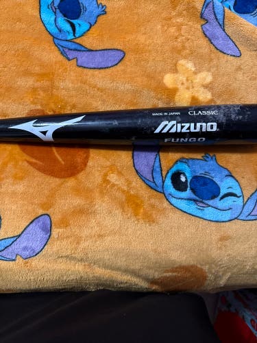 Mizuno Classic fungo Fungo Bat (-3) 17 oz 36" (Used)
