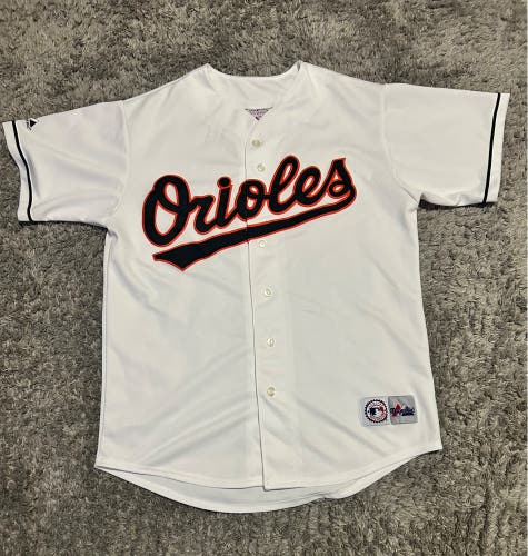 Baltimore Orioles White Jersey Majestic MLB Men Size Large (L)