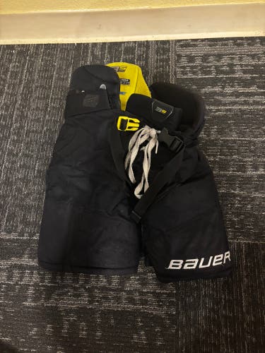 Junior Small Bauer Supreme 3S Pro Hockey Pants