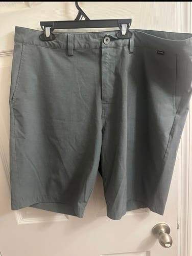 Gray Size 38 Men's Travis Matthew Shorts (Used)