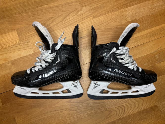 Bauer Supreme Mach Hockey Skates Pro Stock 8.5 (Used)