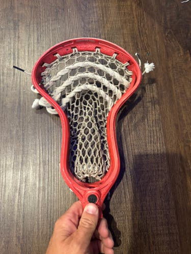 STX Stallion 1K Used Stringing Head (Used) red/black splatter