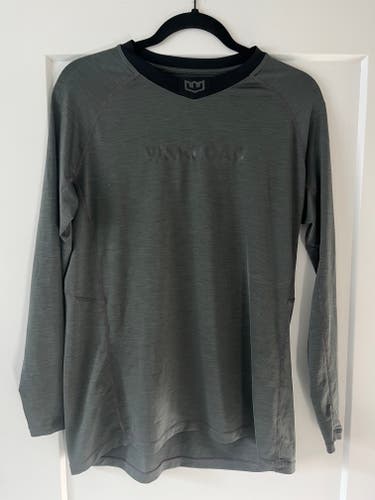 Warroad TILO Protective Base Layer Medium Senior Men’s (Used)