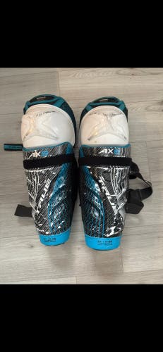Senior True AX9 14" Shin Pads (Used)