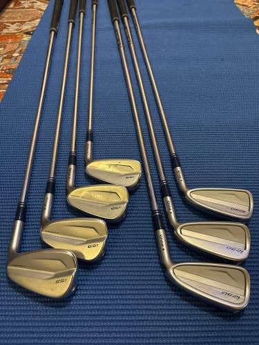 Men's 2022 Ping i230 Right Handed Iron Set Stiff Flex (Used)