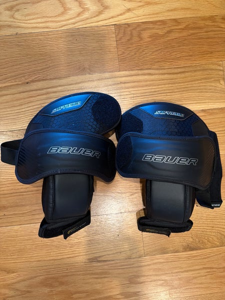 Bauer S18 Supreme Junior Knee Pads