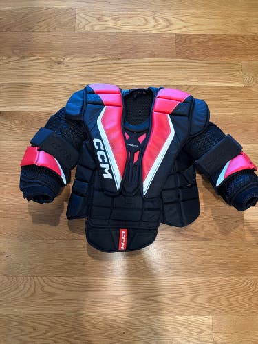 CCM EFLEX 6.9 Goalie Chest Protector Intermediate Medium
