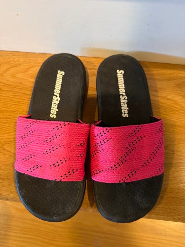 Summer Skate Slides Pink Size Small (men’s 4.5 to 5.5 size chart photo) made with hockey laces GUC