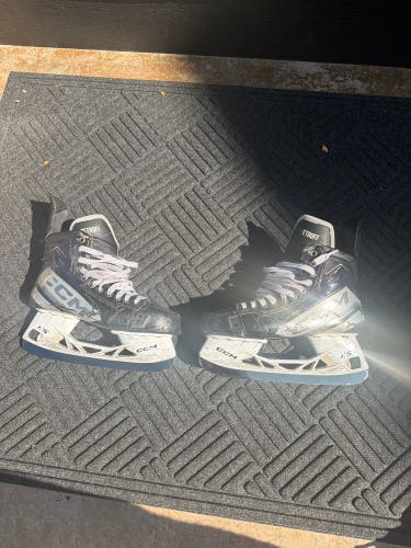 2023 CCM JetSpeed FT6 Pro Hockey Skates Pro Stock 10.5 (Used)