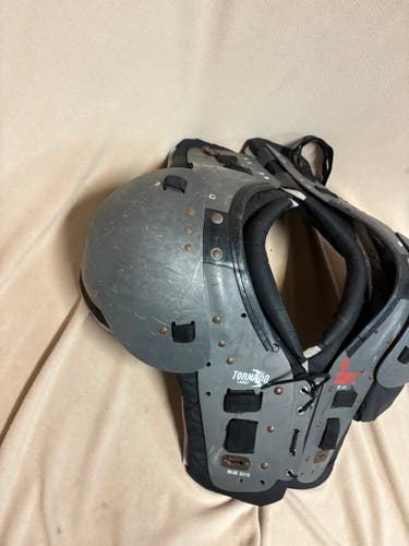 Large Adult Schutt Tornado Shoulder Pads (Used)