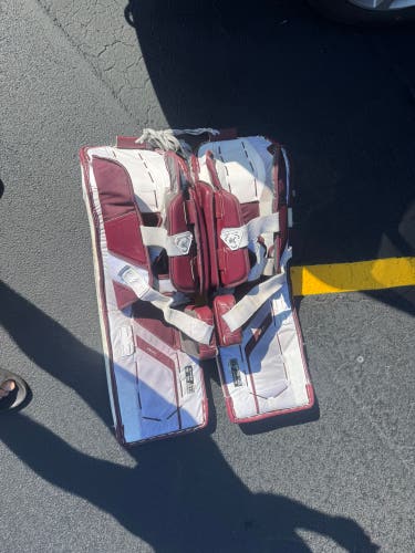 XL 2023 Bauer Mach Goalie Leg Pads (Used)