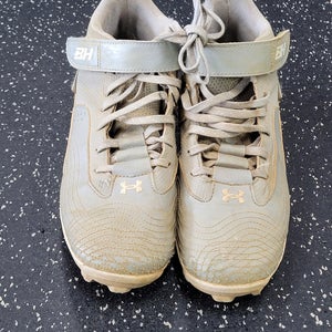 Used Under Armour BH 7 BB/SB Cleats Grey Youth 06.0 11849-S000042110