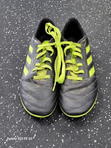 Used Adidas GOLETTO Soccer Cleats Black Junior 03.5 11849-S000042075