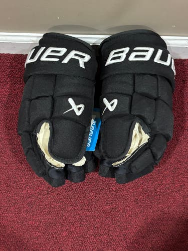 Bauer Supreme Mach Gloves 14" (New) item#USANC