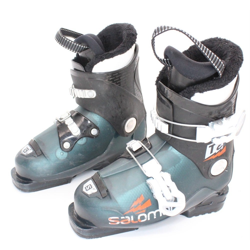 salomon girly t2 ski boots MNC – and the Thermicfit liner keeps her toes warm and able to wiggle inside the boot Junior Ski Salomon T2 Junior