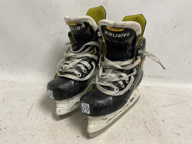 Used Bauer SUPREME 3S Intermediate Hockey Skate Black And Yellow Intermediate 3.5 11855-S000207309