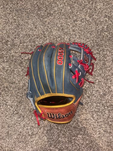2024 Wilson A2000 RH Infield Baseball Glove 11.5" (New)