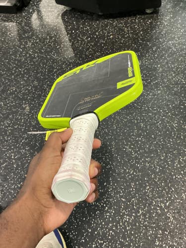 Used Selkirk ERA POWER Pickleball Racquet Yellow 10743-S000490221