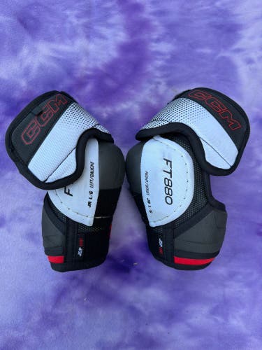 Junior Large CCM Elbow Pads (Used)