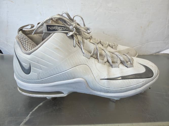 White Men's Size 13.0 (W 14.0) Adult Nike (Used)