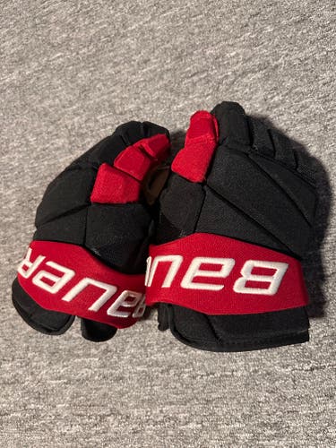 Carolina hurricanes hyperlite 14" pro stock gloves