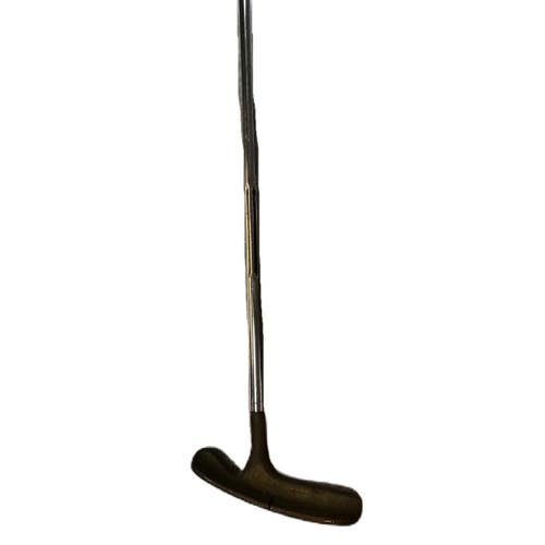 Used Titleist ACUSHNET BULLSEYE FLANGE Mens Putter RH 11730-S000072738