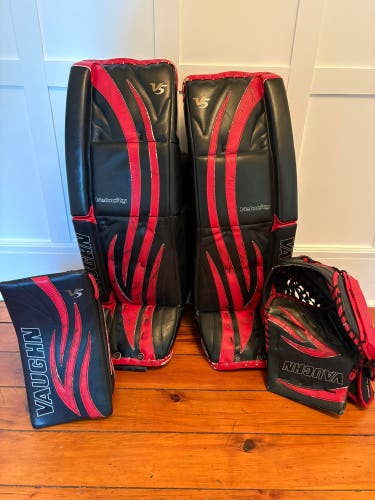 34" Vaughn Velocity V5 Regular Goalie Full Set (Used)
