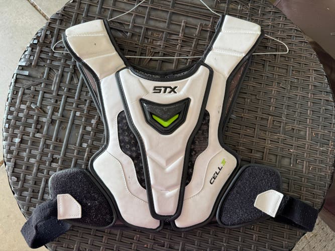 XL Adult STX Cell IV Shoulder Pads (Used)