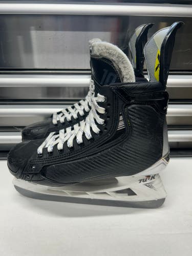 Bauer Vapor Hyperlite2 Hockey Skates Size 8 FIT 3 263mm (Used) NHL Pro Stock