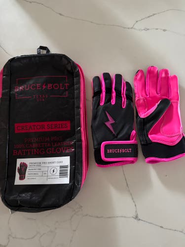 Bruce Bolt youth Small Batting Gloves (New)