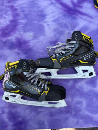 Senior CCM Super Tacks AS3 Pro Hockey Goalie Skates Regular Width 9.5 (Used)