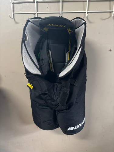 Senior Medium Bauer Supreme Mach Hockey Pants (Used)